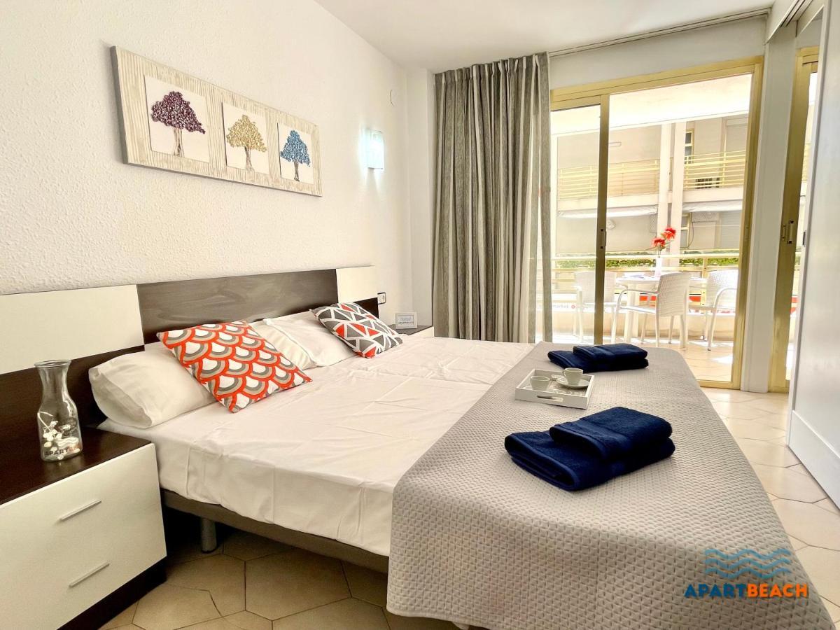 Apartbeach Novelty Climatizado Y Vistas Playa سالو المظهر الخارجي الصورة