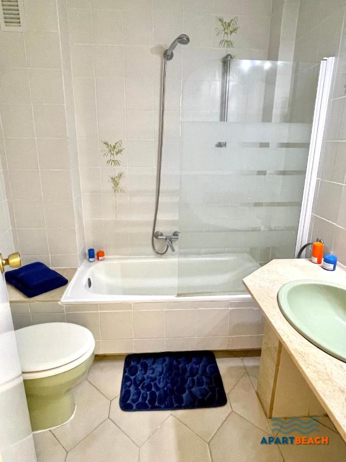 Apartbeach Novelty Climatizado Y Vistas Playa سالو المظهر الخارجي الصورة