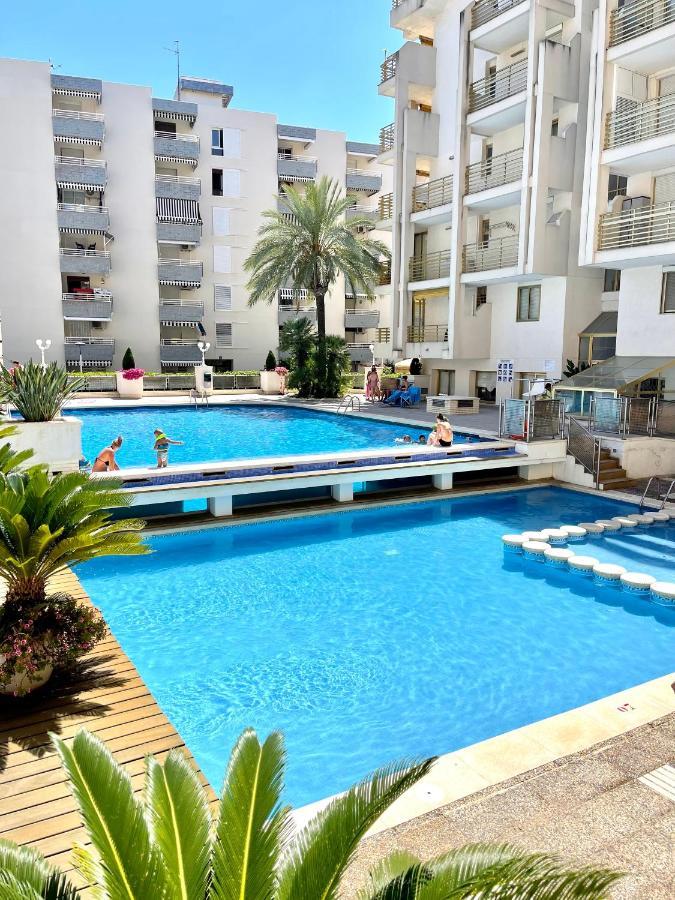 Apartbeach Novelty Climatizado Y Vistas Playa سالو المظهر الخارجي الصورة