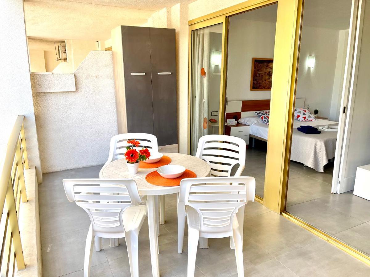 Apartbeach Novelty Climatizado Y Vistas Playa سالو المظهر الخارجي الصورة